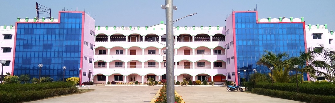 COLLEGE CAMPUS